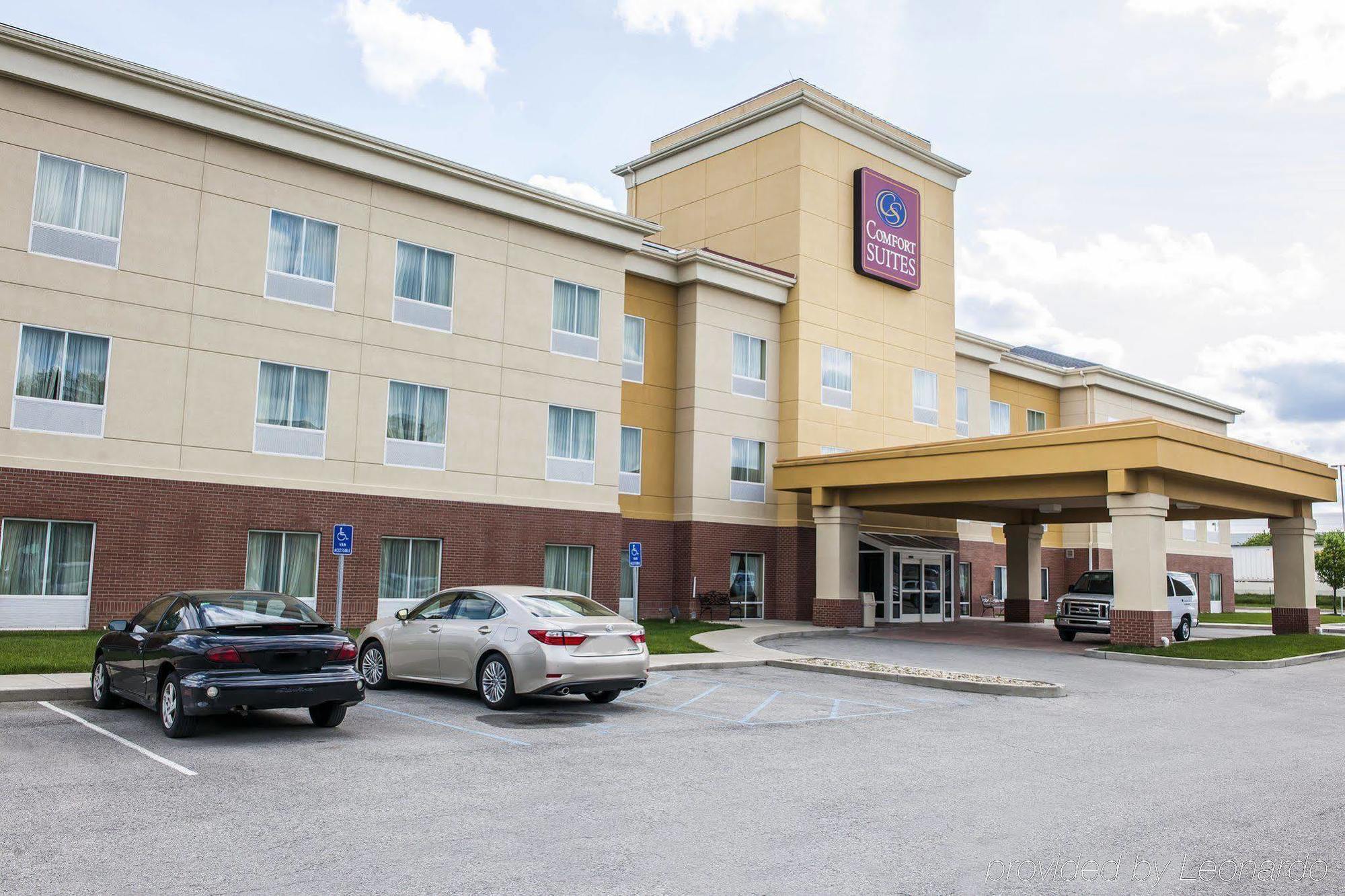 Comfort Suites Near Indianapolis Airport Buitenkant foto