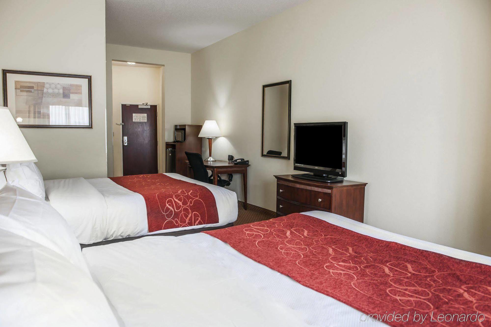 Comfort Suites Near Indianapolis Airport Buitenkant foto